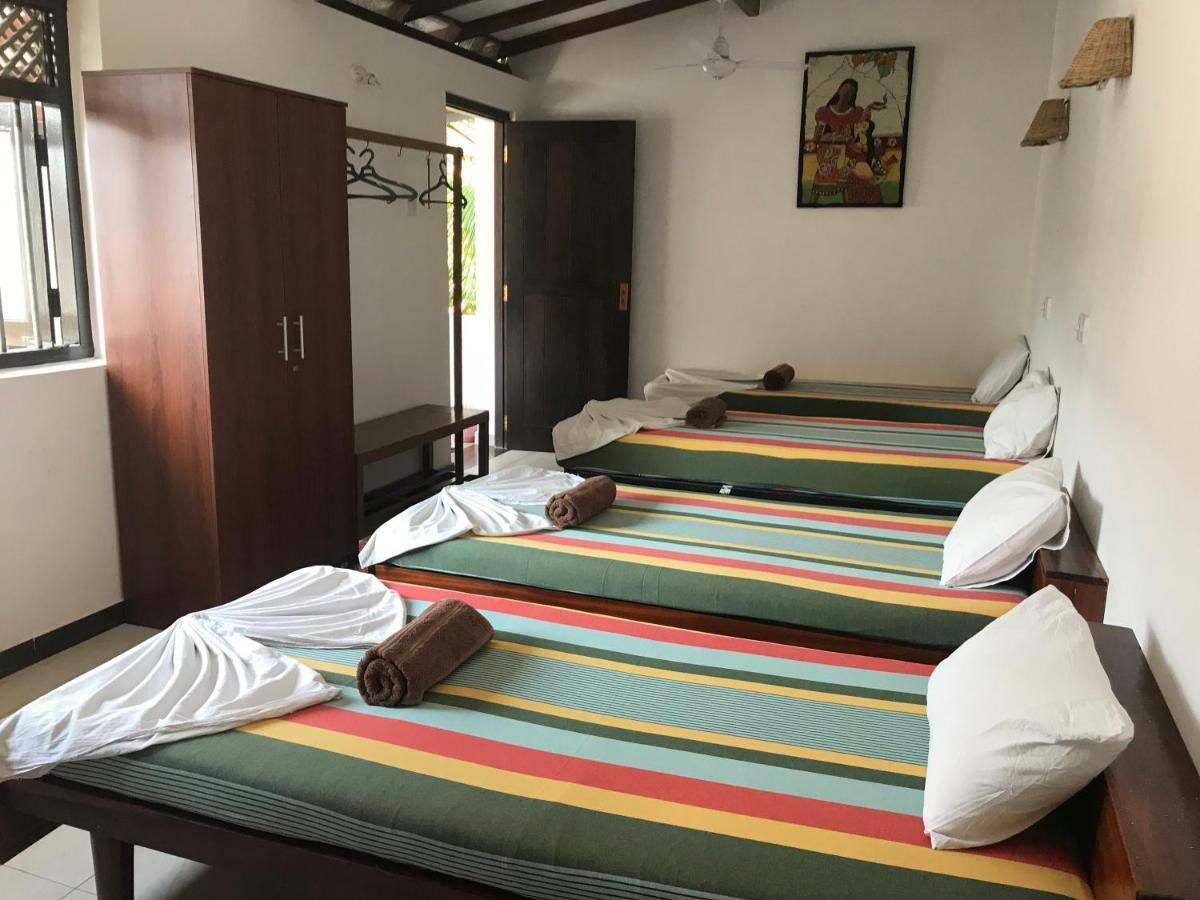 Star Holiday Resort ヒッカドゥワ エクステリア 写真